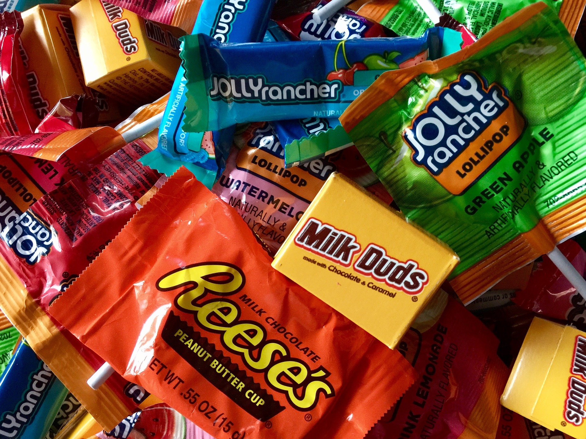 Halloween Candy and Braces OK in Moderation Bloom Orthodontics Long